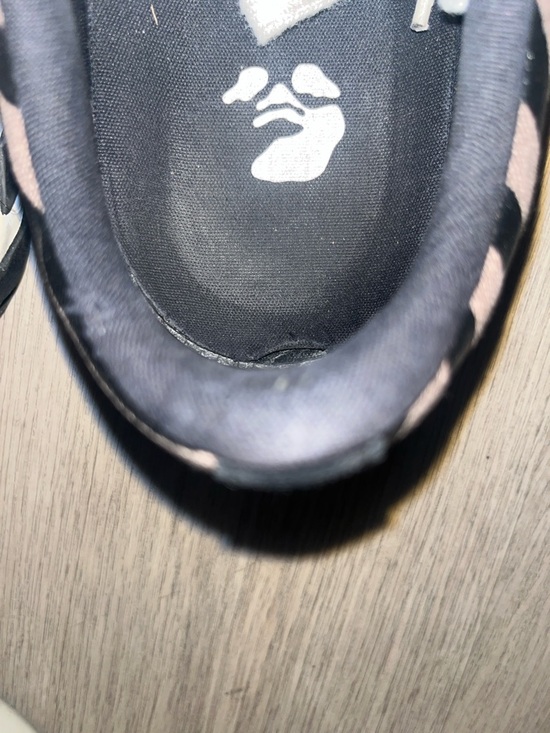 Off-White - Picture 13 of 15